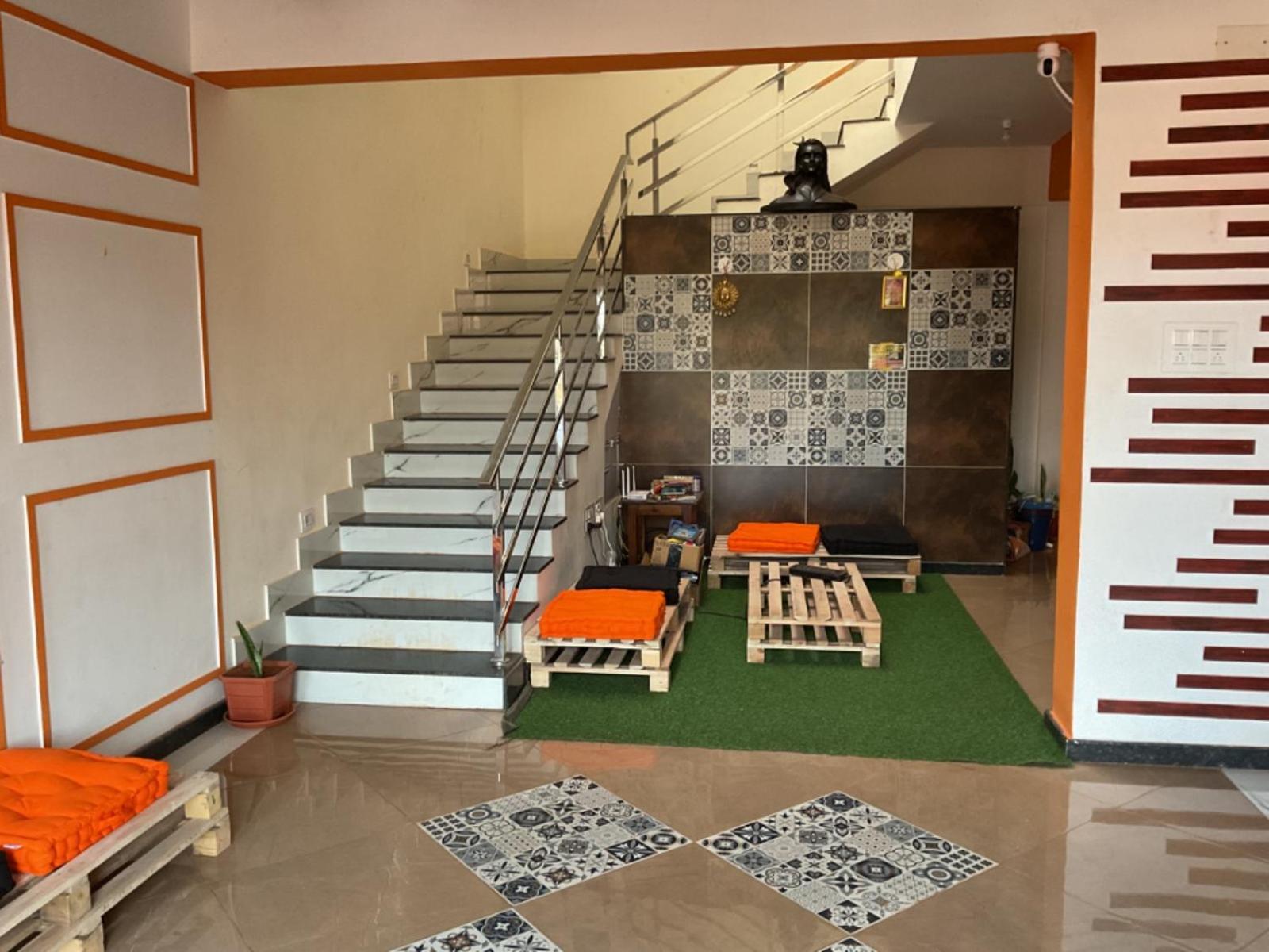Lostel Gokarna Gokarna  Luaran gambar